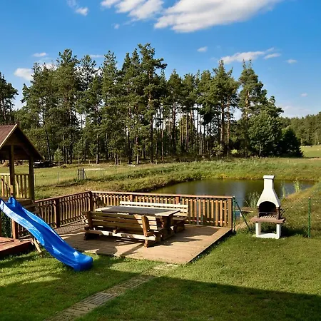 Villa Domek Letniskowy Nad Stawem *