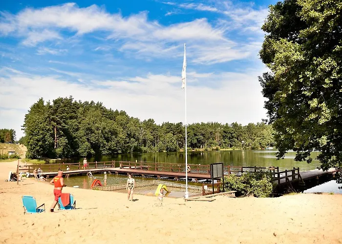 Domek Letniskowy Nad Stawem ヴィラ Lipusz